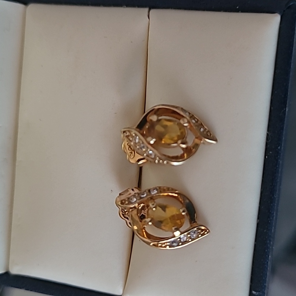 Vintage Avon Jewelry Set ❤️ - Picture 8 of 10